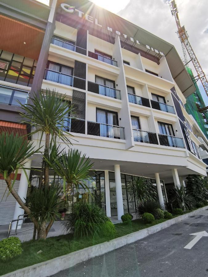 Otel Hotel Сибу Екстериор снимка